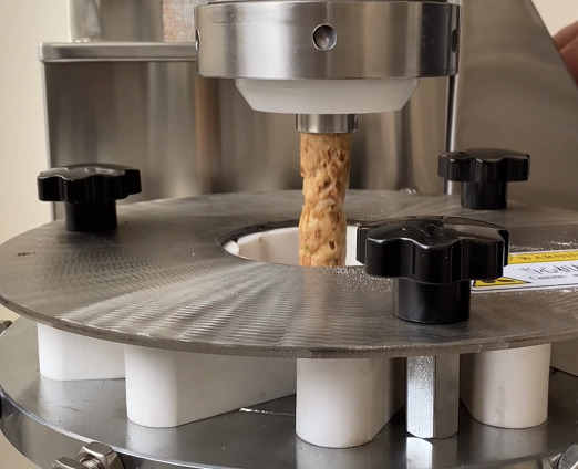 多功能包子機(jī)包不了肉餡，你說(shuō)可笑不可笑