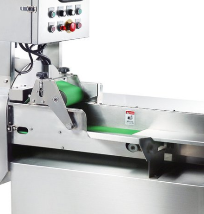 切菜機傳送帶設(shè)計缺陷