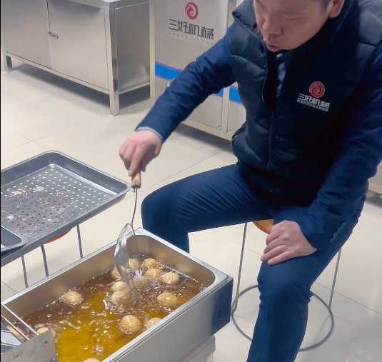 三好怎么用包子機(jī)做麻團(tuán)